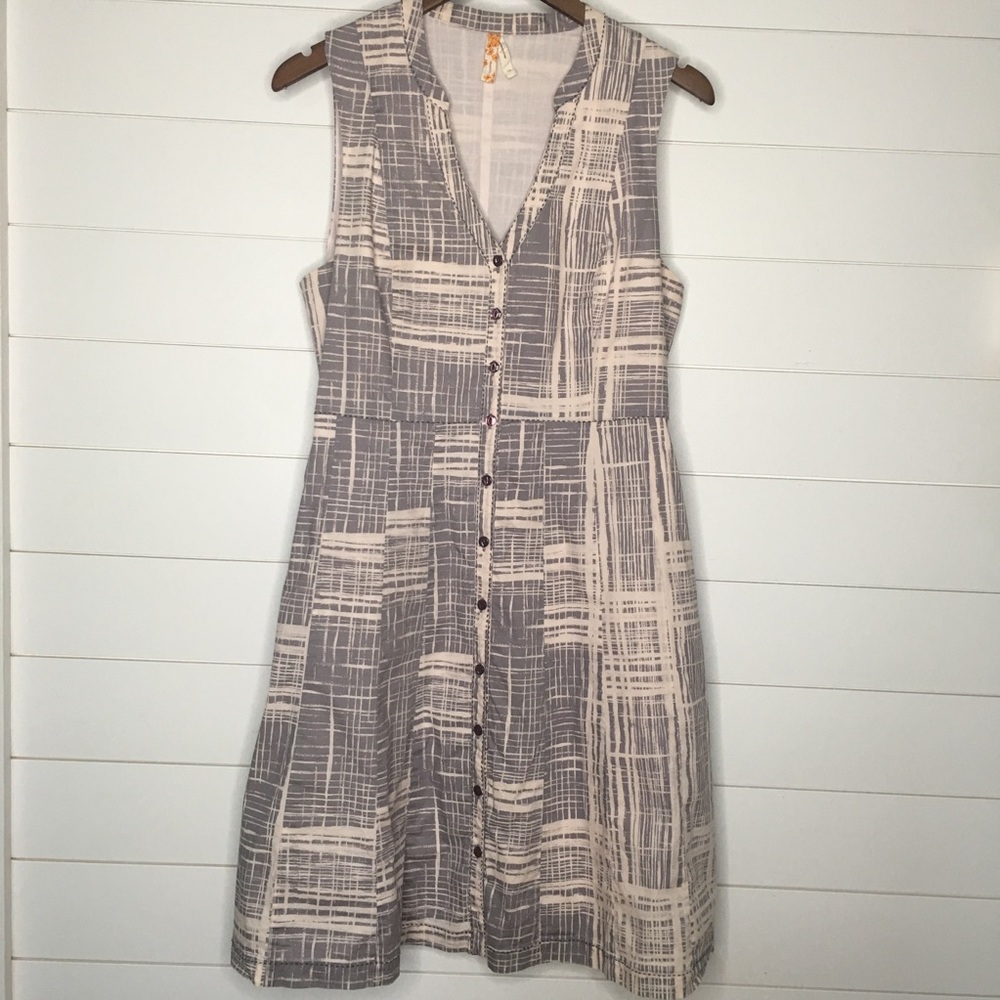 🌵Anthropologie Maeve Gray Print Button Up Dress